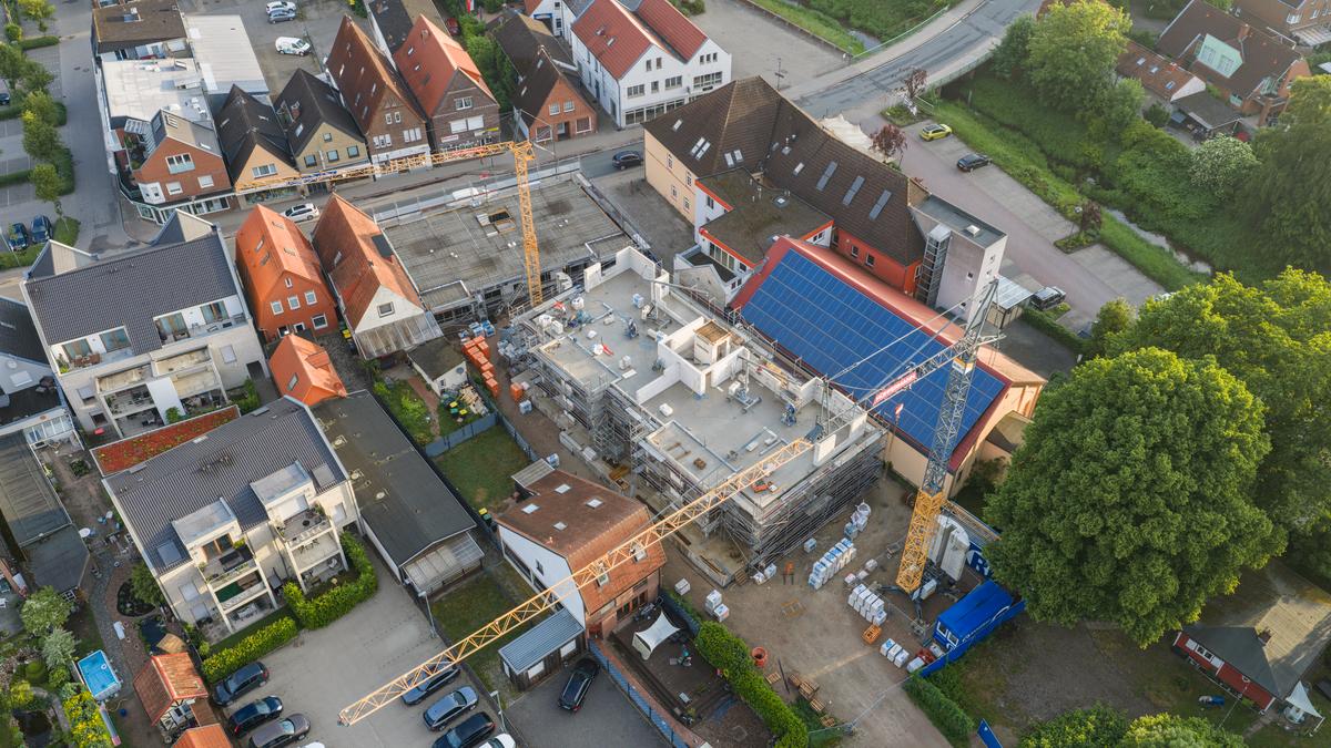 Baustellendokumentation mit Drohnenaufnahme aus der Luft